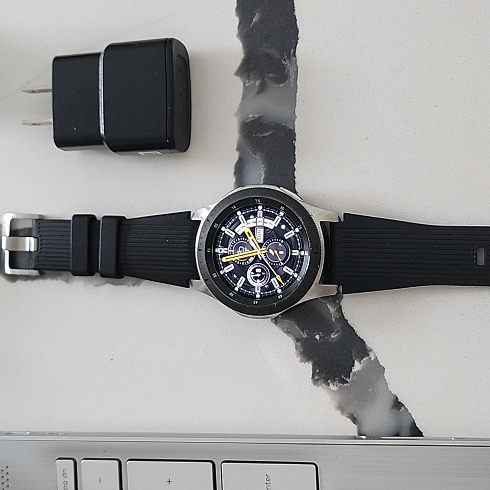 Samsung Galaxy Watch SM-R800